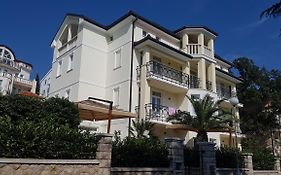Villa Emilia (Adults Only)
